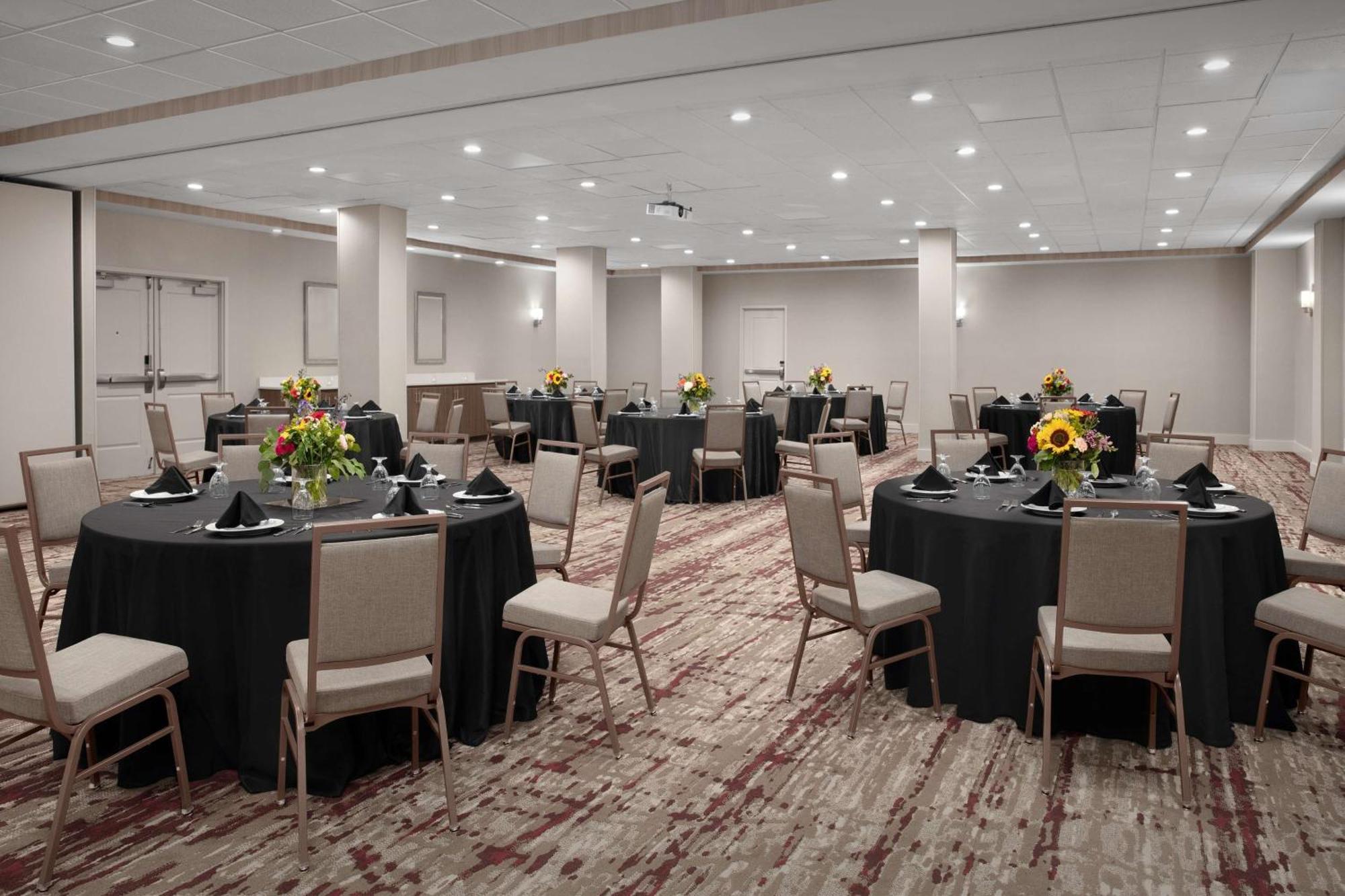 Hilton Garden Inn Philadelphia-Fort Washington Eksteriør bilde