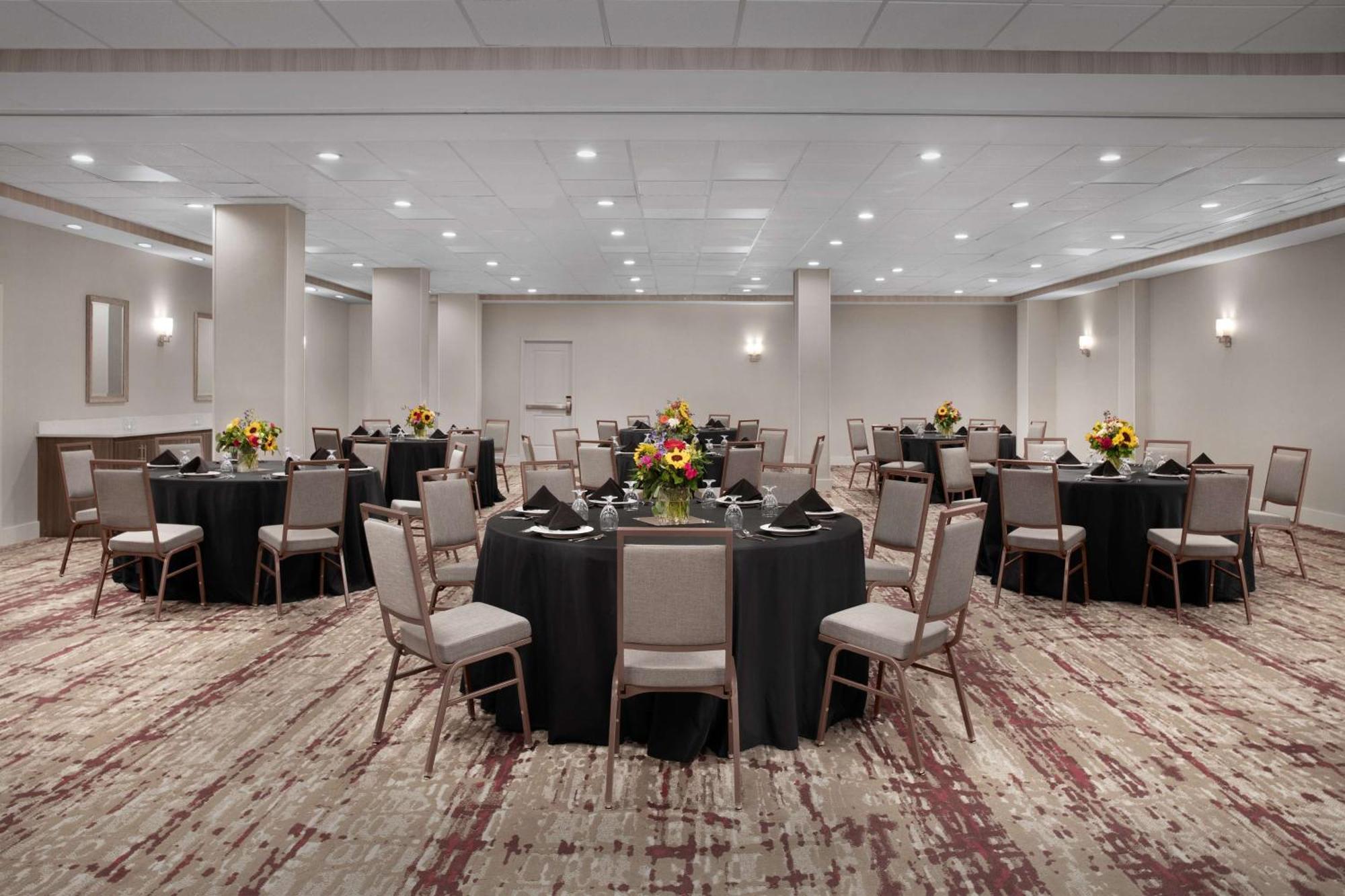 Hilton Garden Inn Philadelphia-Fort Washington Eksteriør bilde