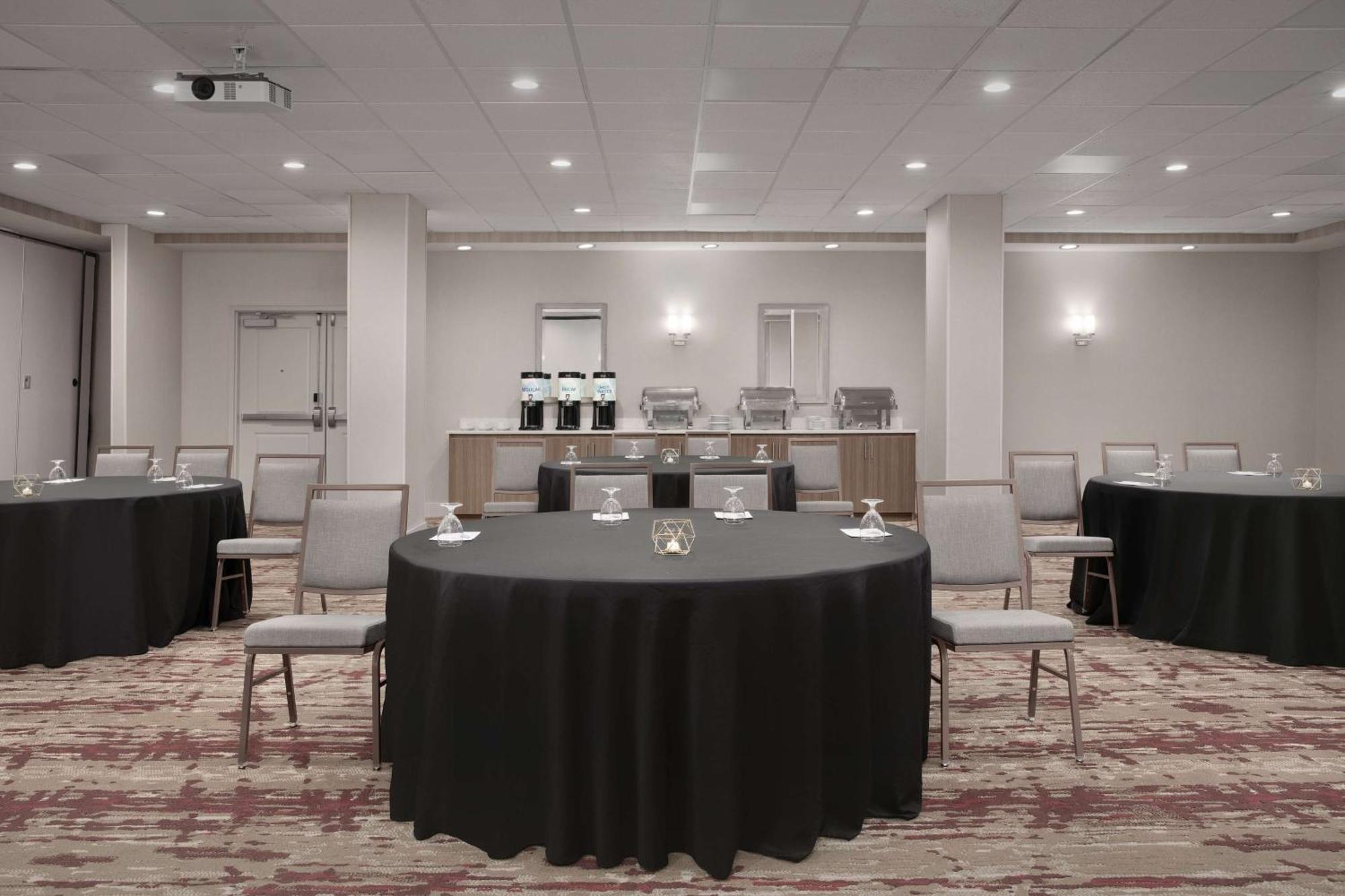 Hilton Garden Inn Philadelphia-Fort Washington Eksteriør bilde