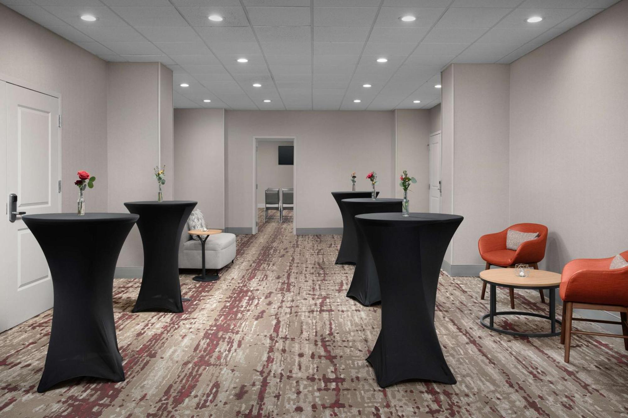 Hilton Garden Inn Philadelphia-Fort Washington Eksteriør bilde