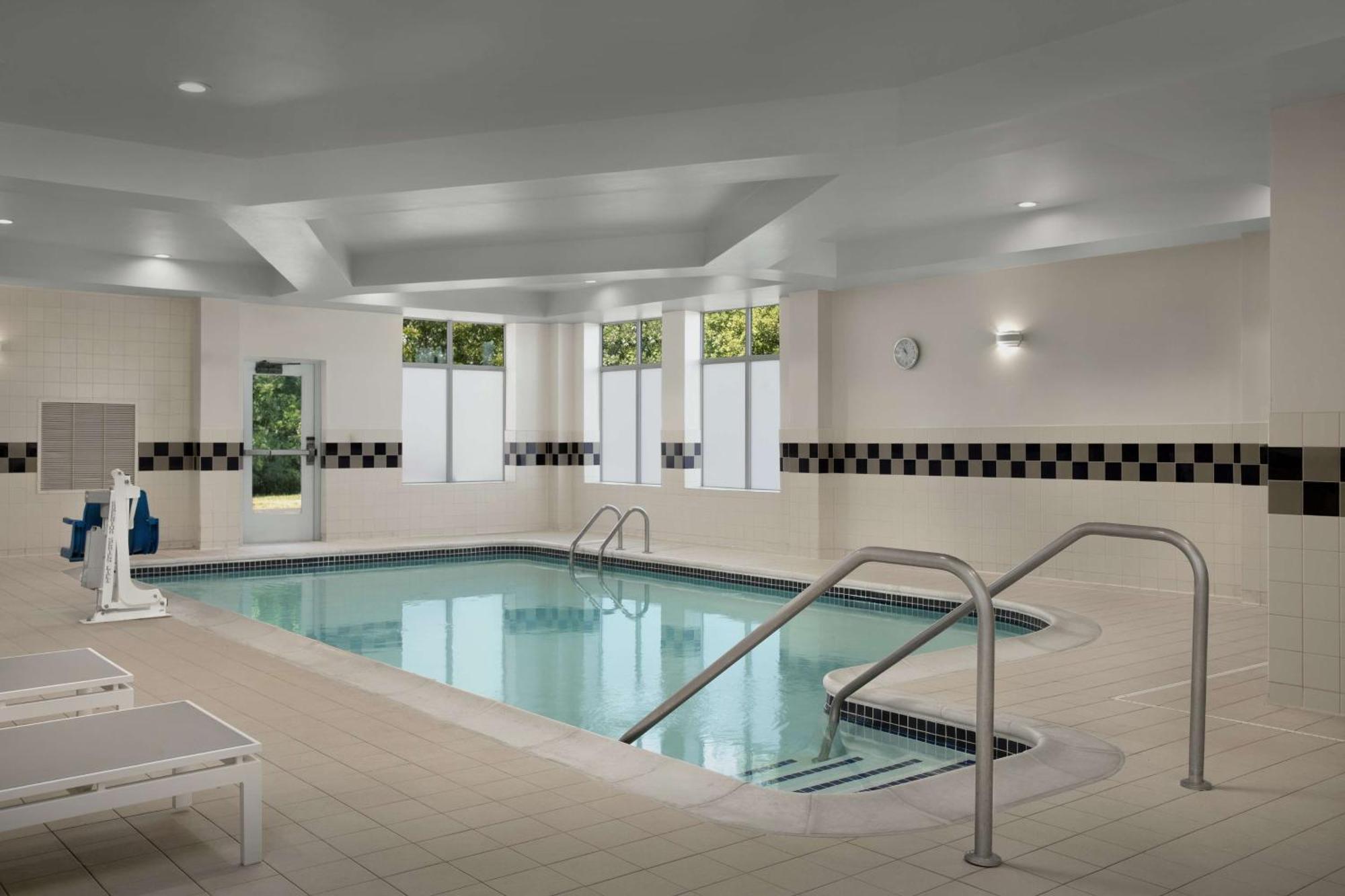 Hilton Garden Inn Philadelphia-Fort Washington Eksteriør bilde